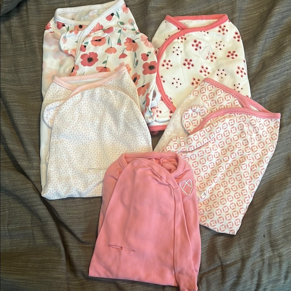 NWOT SwaddleMe Floral Baby Swaddles